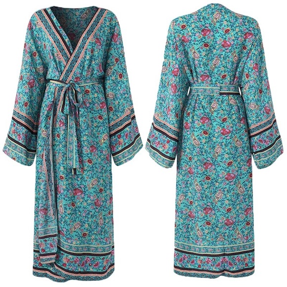 TheBoldBohemian Other - 5⭐️ FAV BESTSELLER Floral Folk Town Robe Kimono